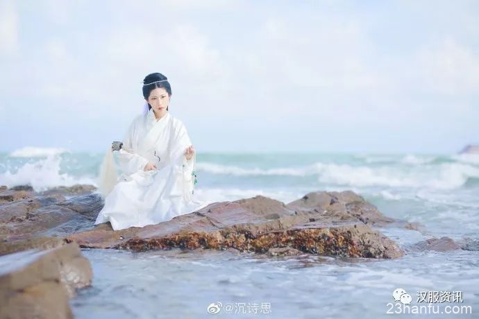 【汉服私影】观沧海 观沧海 背朝尘埃 北去南来