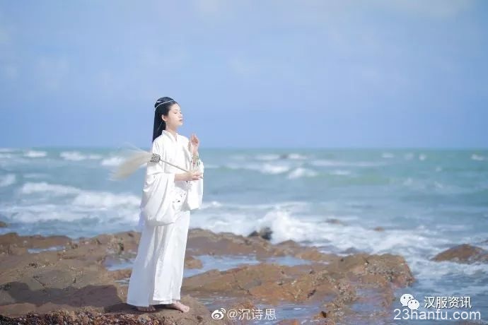 【汉服私影】观沧海 观沧海 背朝尘埃 北去南来