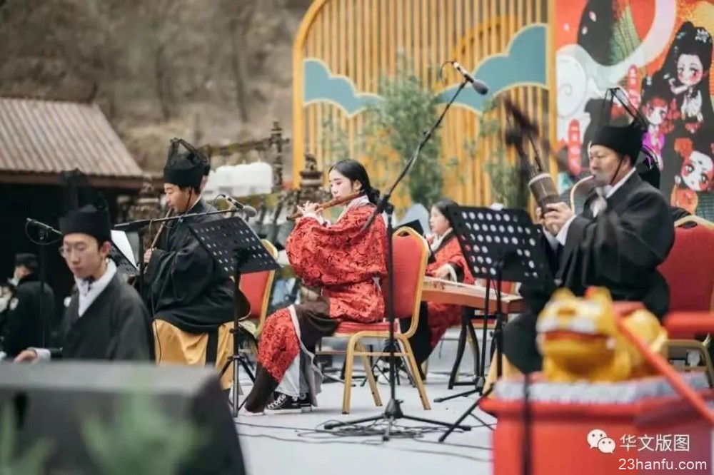 衣冠简朴古风存——第三届云台山汉服花朝节开幕