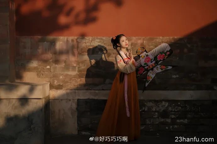 【汉服小仙女】忙趁东风放纸鸢