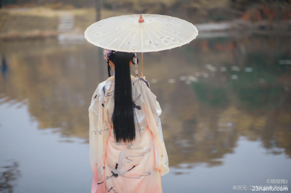 [美女]蒲扇油纸伞浓妆姐妹花紫粉色汉服交领襦裙