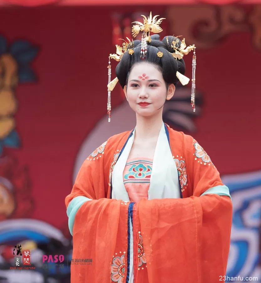 终于知道大唐盛世有多美！盛唐主题汉服大秀美图