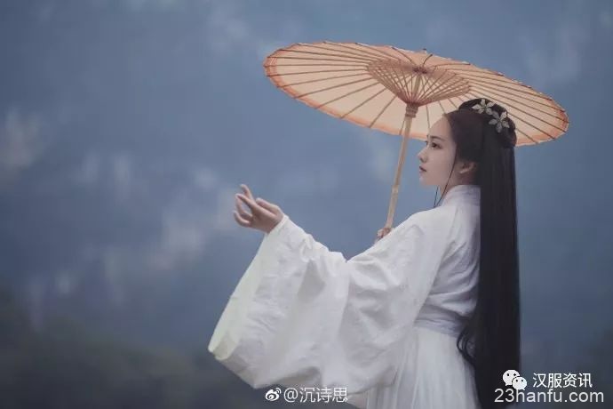 【汉服摄影】未见青山老，昔人已白头