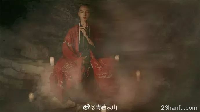 【男生汉服】一袭白衣，三千墨发，公子世无双