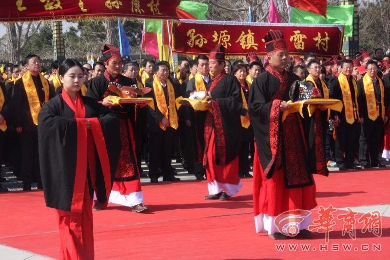 “二月二颂药王”!穿汉服 在铜川药王故乡祭拜