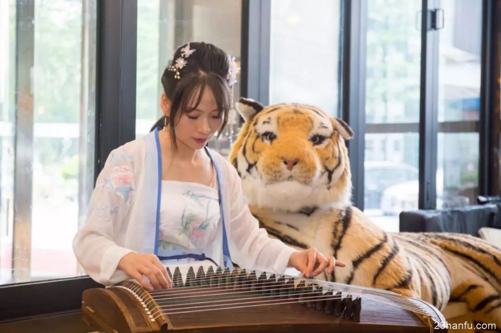 增城群的精彩！汉服广东梅花一弄汉服花艺音乐会报导