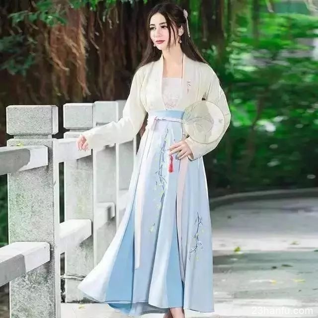 带您了解汉服