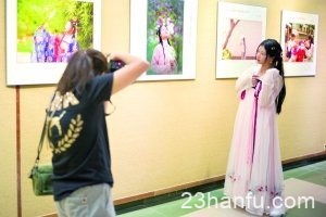 “庆七夕”汉服摄影大赛优秀作品展顺利举行