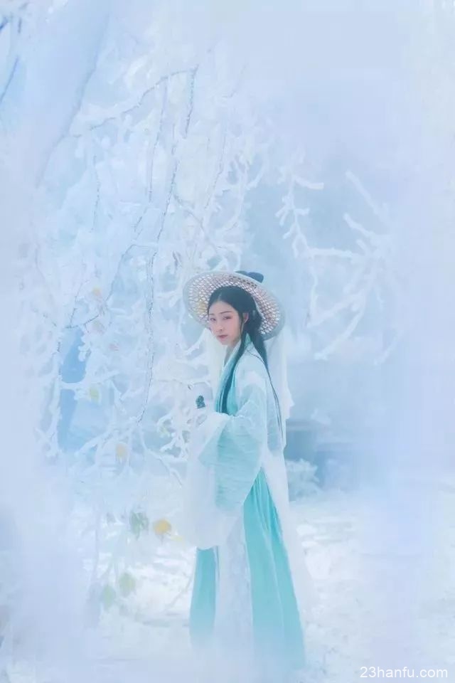 【庐山雪】雪与汉服 点缀着这个冬天的美