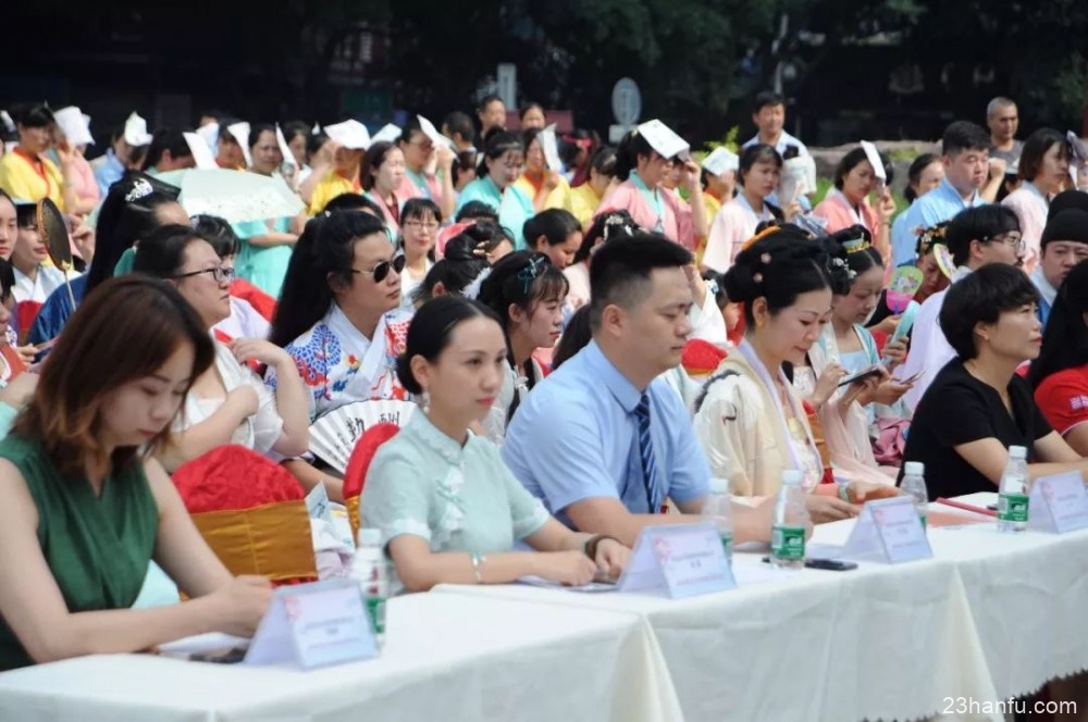 【活动返图】衣礼眉山基地启动