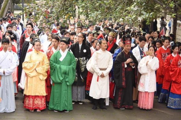 第四届中华礼乐大会寻根曲阜 复原明制祭孔