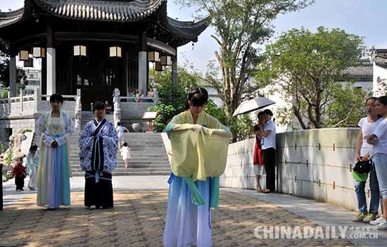 幼儿园着汉服行祭孔 传承国学文化