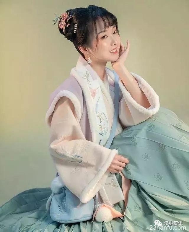 【选购指南】秋冬汉服怎么穿，才能美貌又保暖汉服指南