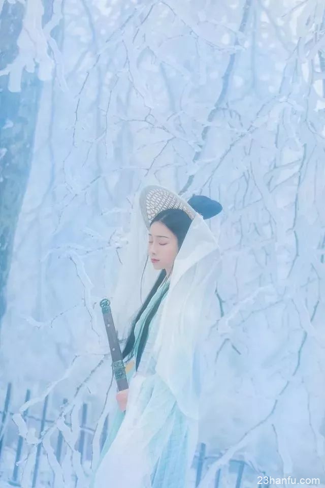 【庐山雪】雪与汉服 点缀着这个冬天的美