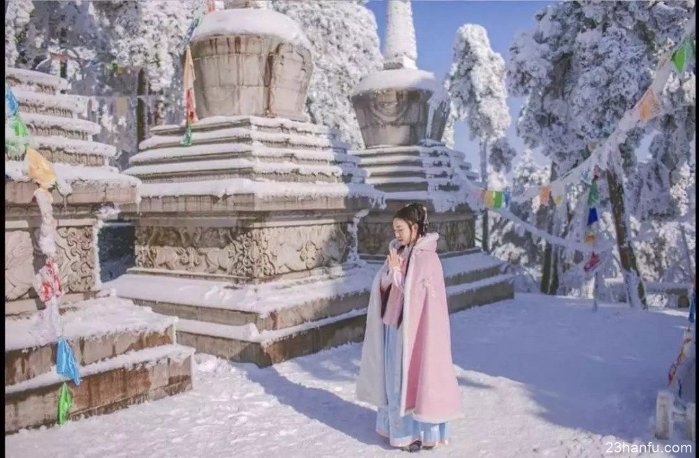 【庐山雪】雪与汉服 点缀着这个冬天的美