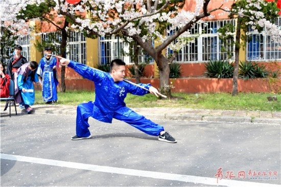 男子发髻的通性