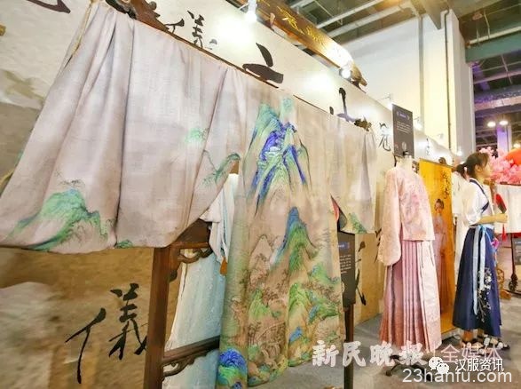 CCG EXPO“燃动国漫”主题日现场直击，华美汉服吹来浓浓中国风