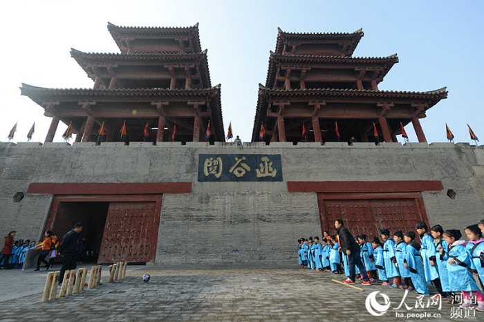 灵宝函谷关：学童着汉服 习汉礼学习传统文化