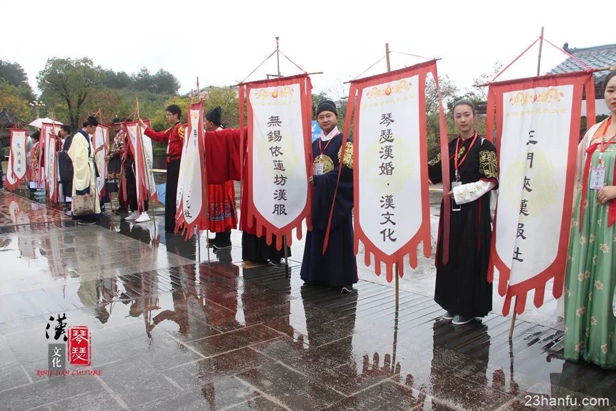 震撼！2000人超大汉服合照！| 温暖！恶劣天气见证风雨兼程！