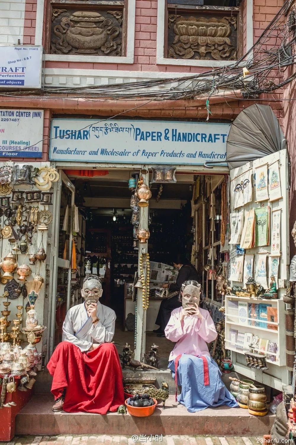 【汉服旅行】她带着汉服拍遍十几个国家，仅用1张照片，便征服了世界