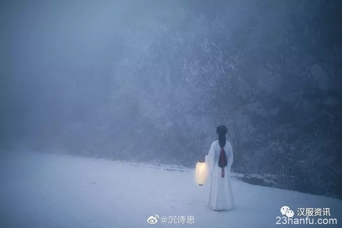 【汉服私影】风雪夜归人