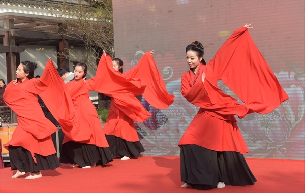 穿了这么久的汉服，你知道汉服纹饰里的秘密吗？